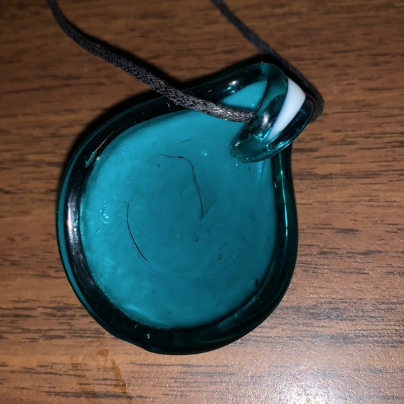 Glass Pendant Green and White handmade - Picture 7 of 8